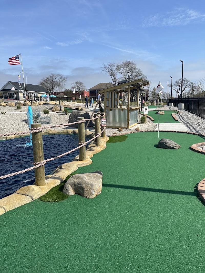 Newport Mini Golf banner