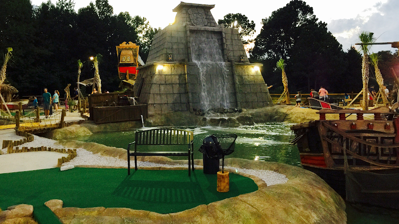 High Seas Miniature Golf banner