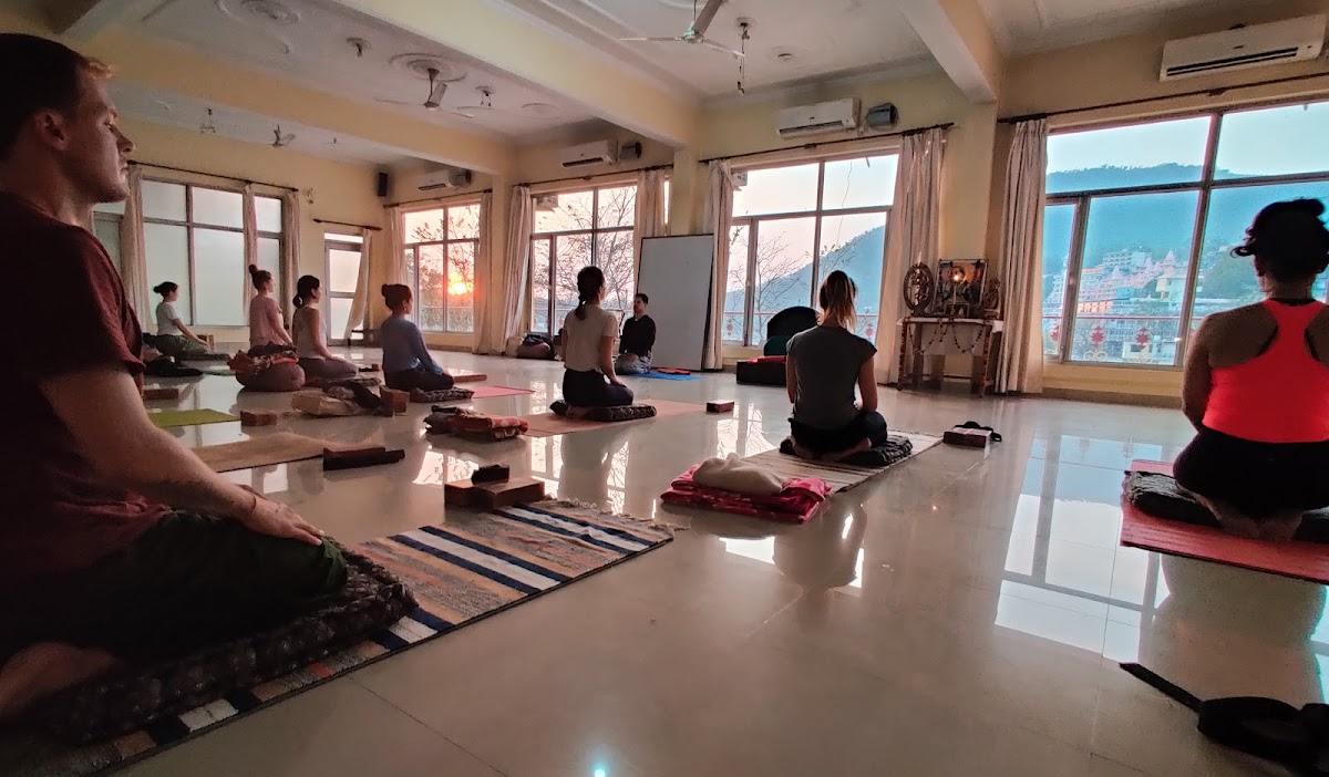 Shiva Yoga Peeth - Yoga Teacher Training In Rishikesh India — 4