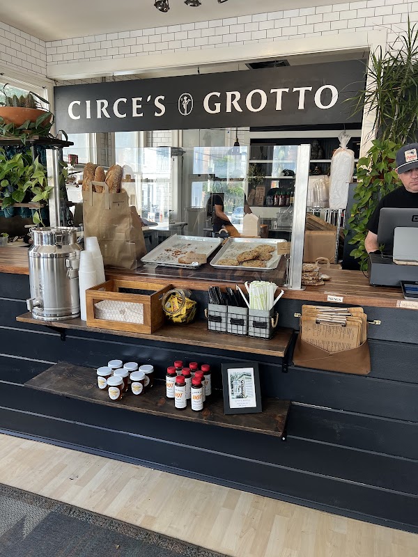 Circe's Grotto photo 5