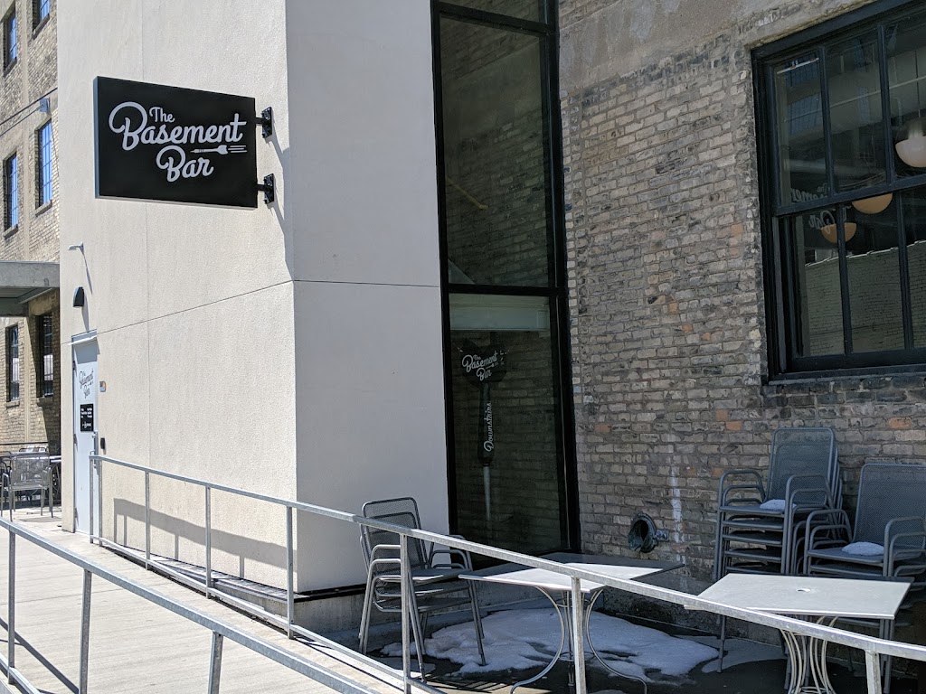 NOLO’s Kitchen & Bar