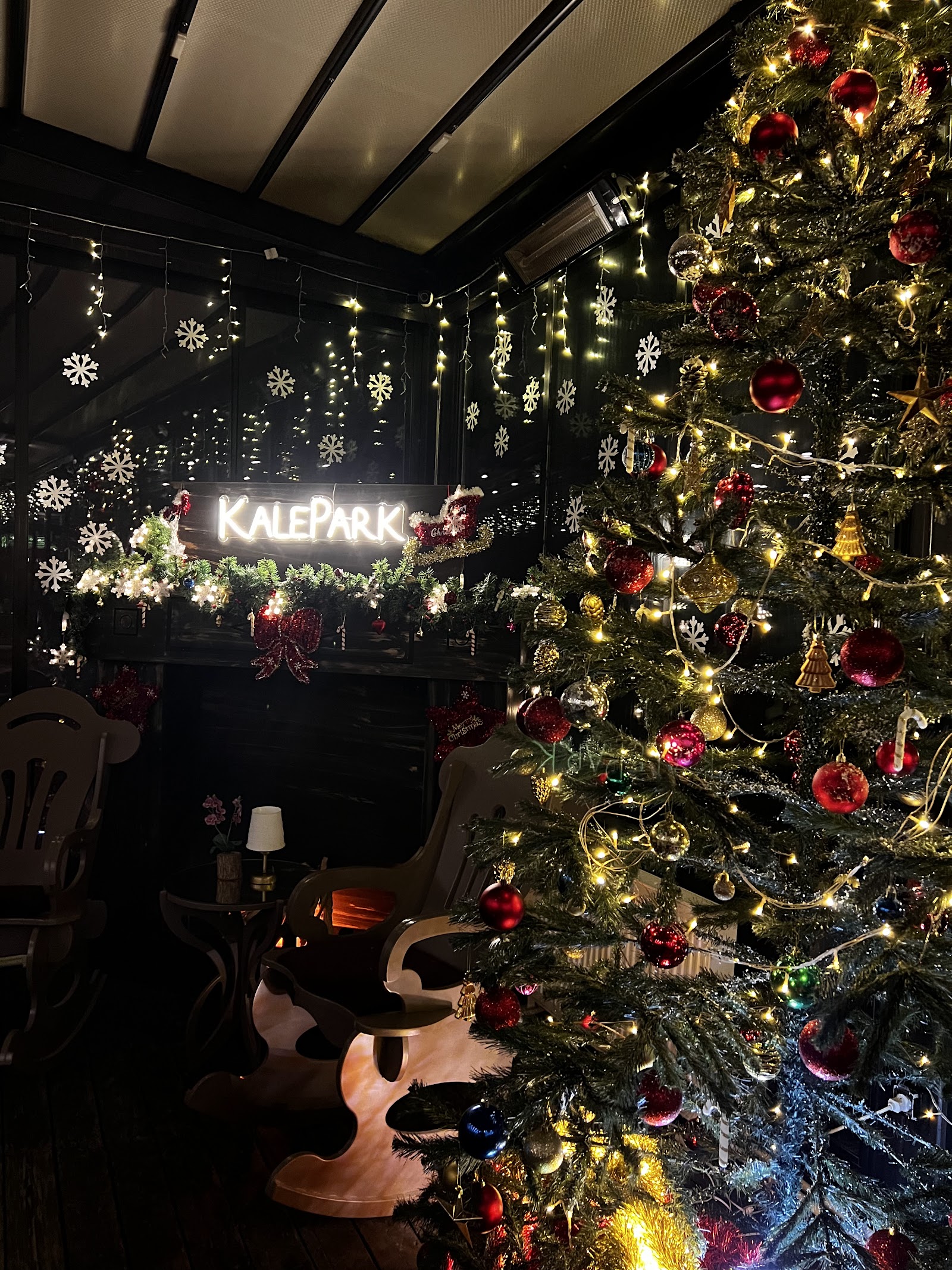 Kalepark Cafe&Restaurant mekanı