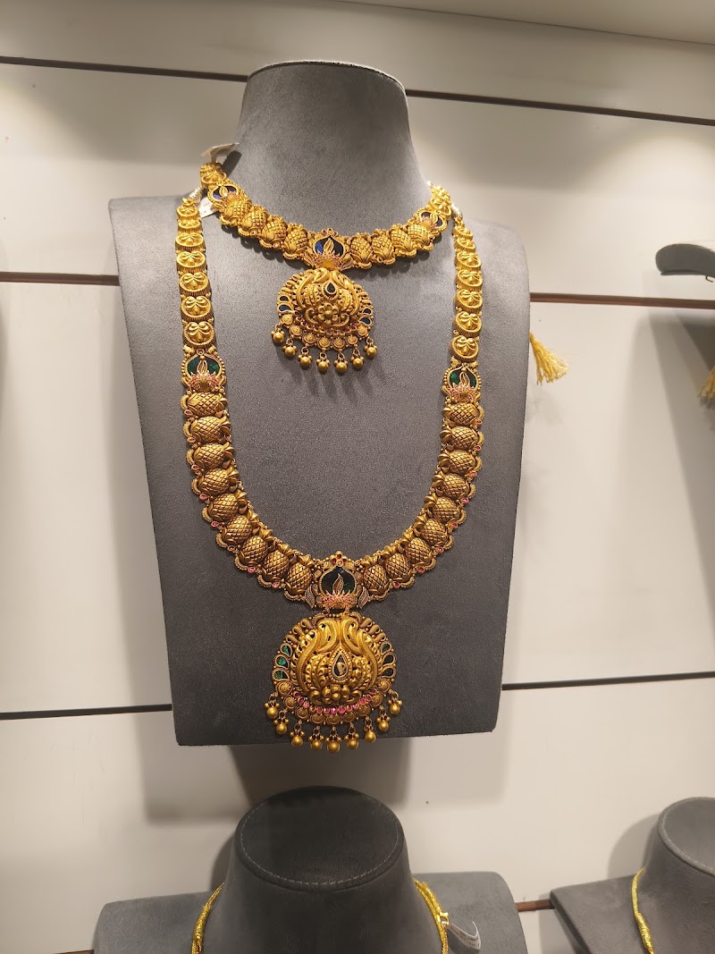 Sree jayam thanga maaligai
