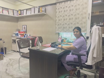 Dr. Akanksha Mishra - Image 2