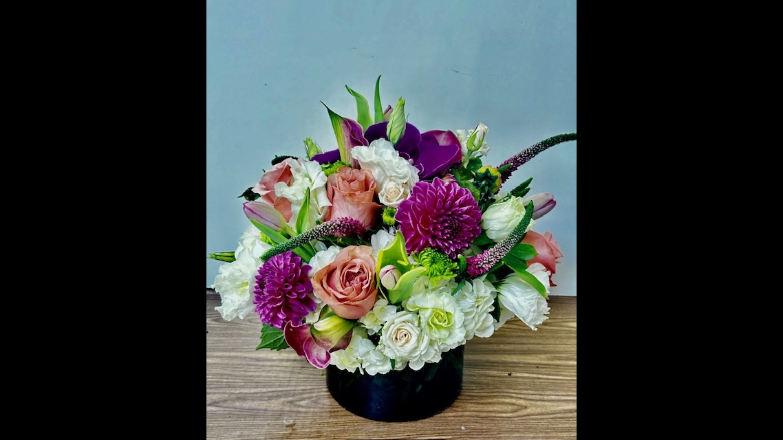 Jane's Roses & Flowers: Google Places image 2