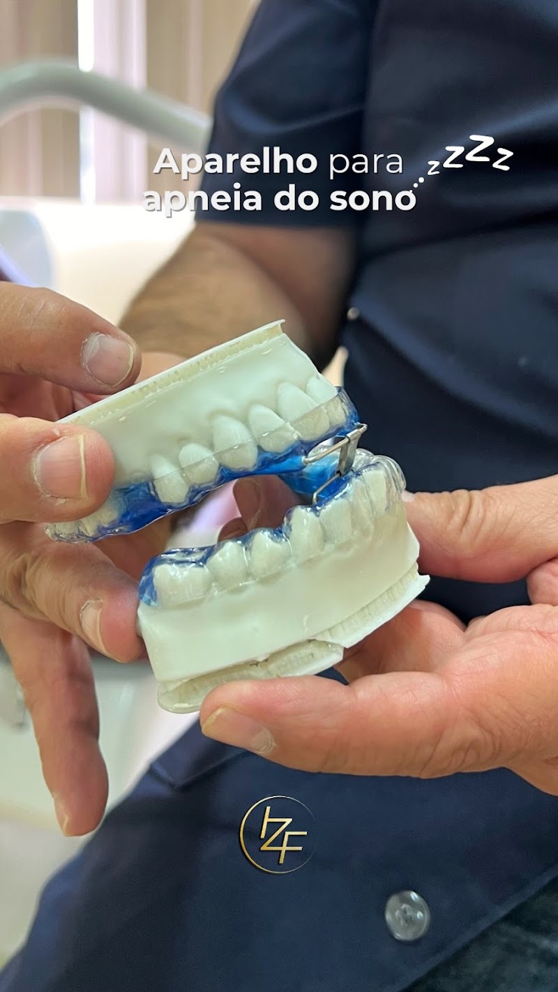 Dr. Ivan Zanatta Filgueiras - consultório odontologico com especialista em implante, periodontia e estetica oral - foto 2