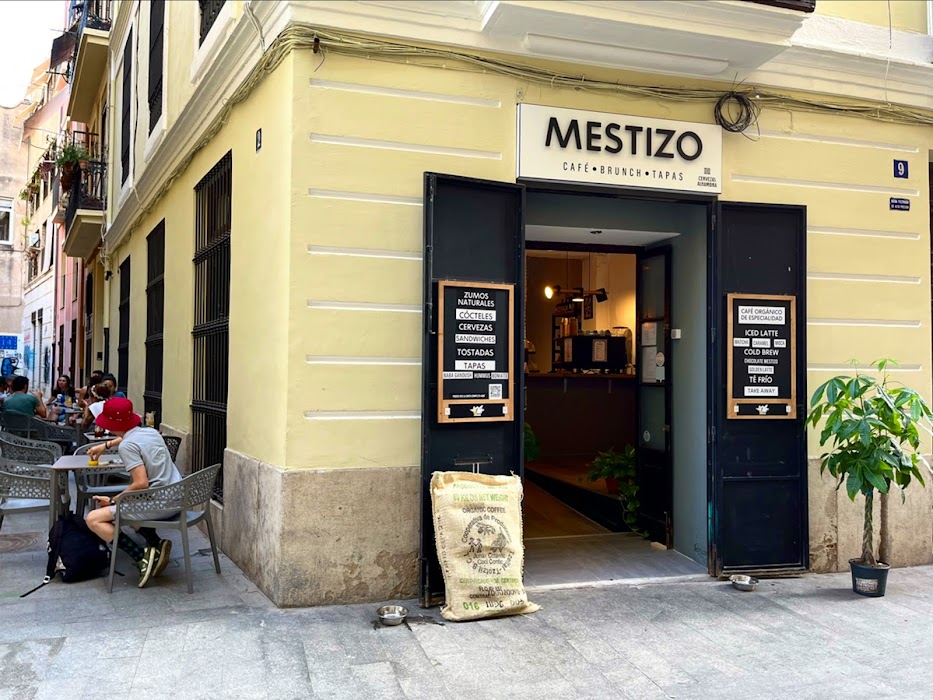 MESTIZO - Café de especialidad • Brunch • Tapas fotoğraf 1