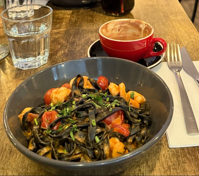 Maccaroni Trattoria Italiana photo 4