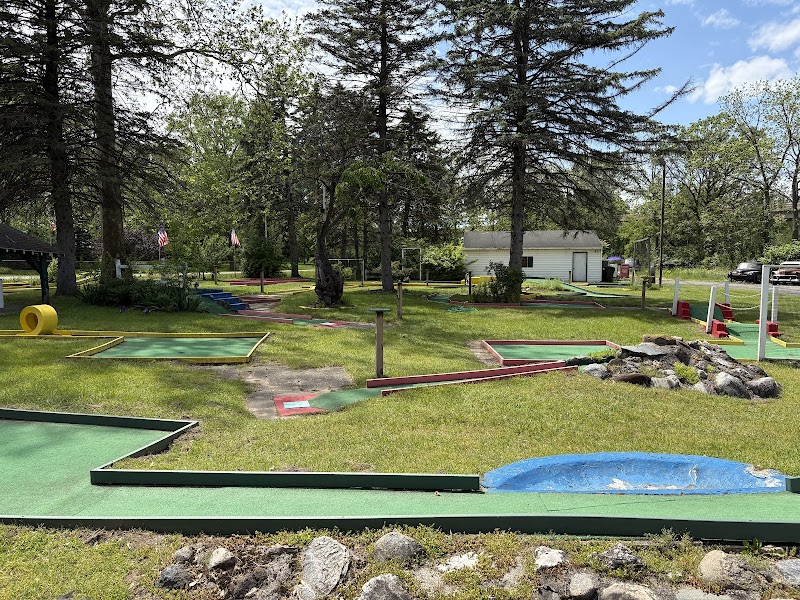 Loeschner's Village Green Miniature Golf banner