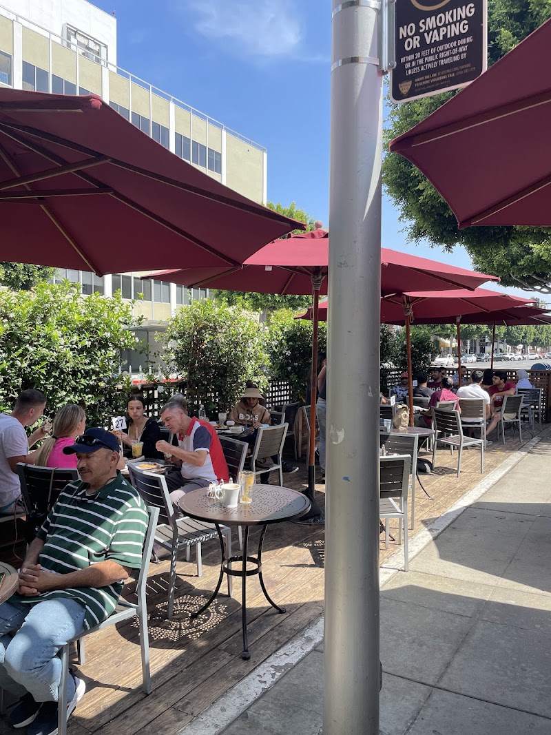Urth Caffe Beverly Hills photo 1