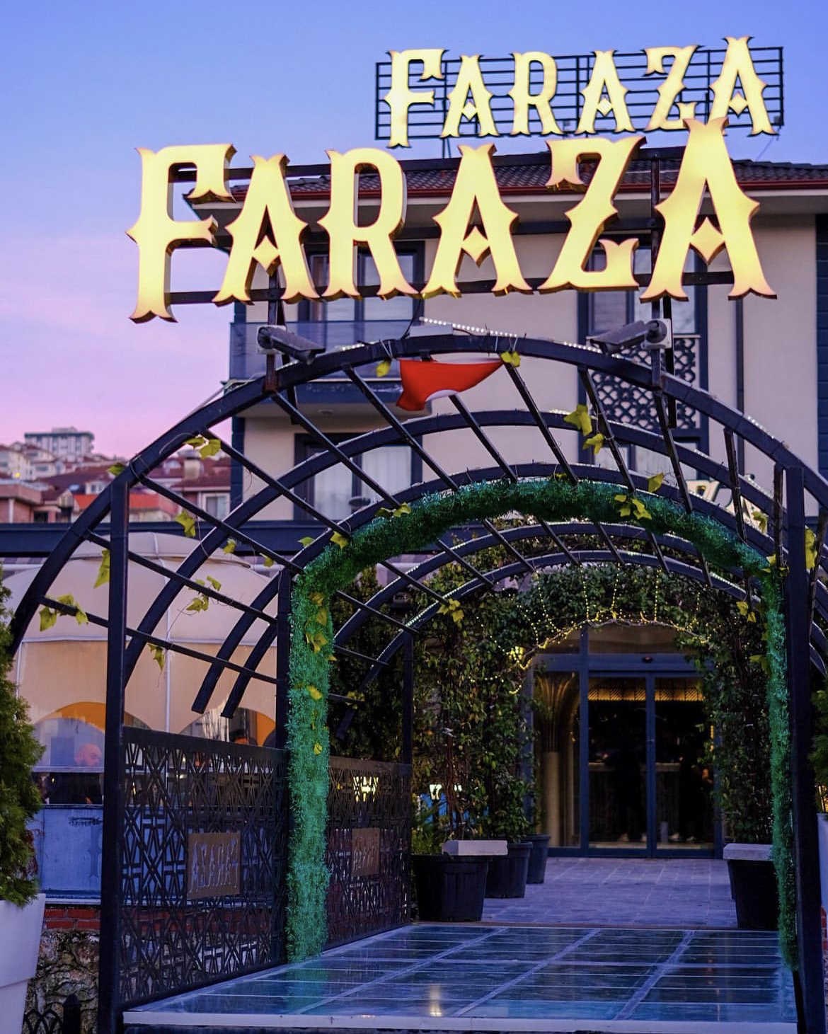 Faraza Vıp & Lounge mekanı