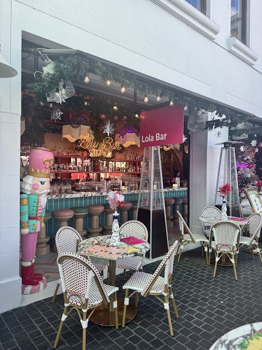 Lola bar fotoğraf 1