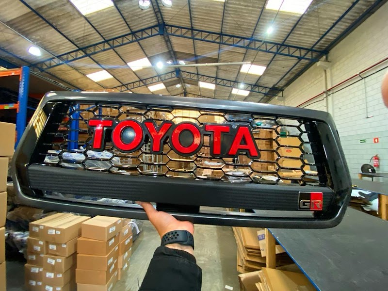 Foto de Ekipadora BH - Som e Acessórios Automotivos, Insufilm , Iluminação, Auto Portas, Kit Transformação Hilux