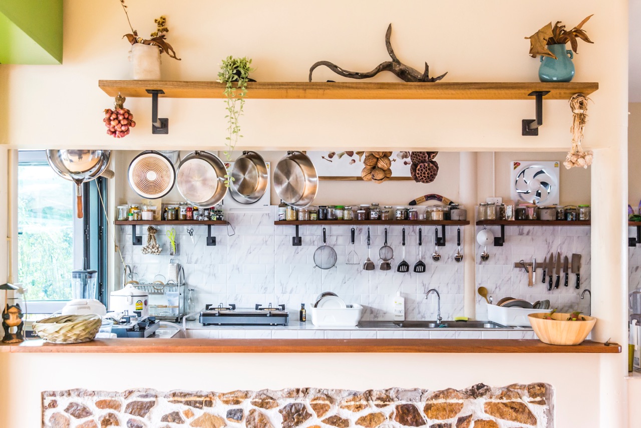 Roots Cafe