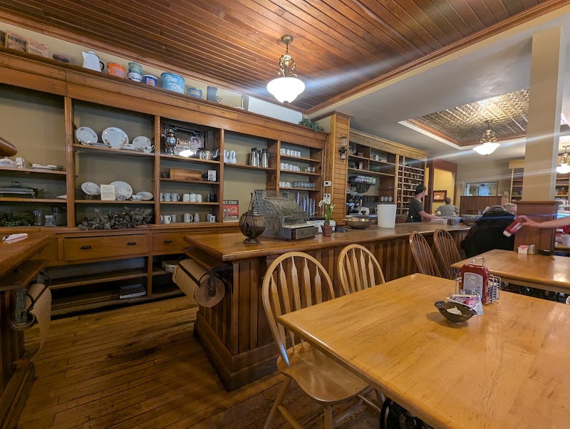 Bonnie Lou's Cafe photo 4