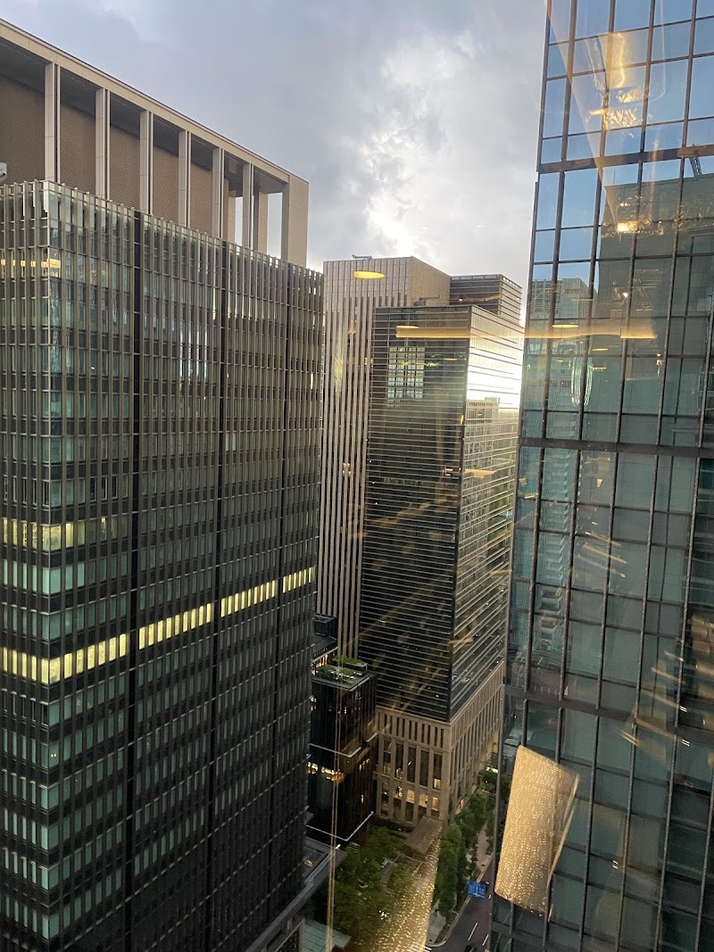 PARADISE 大手町 3