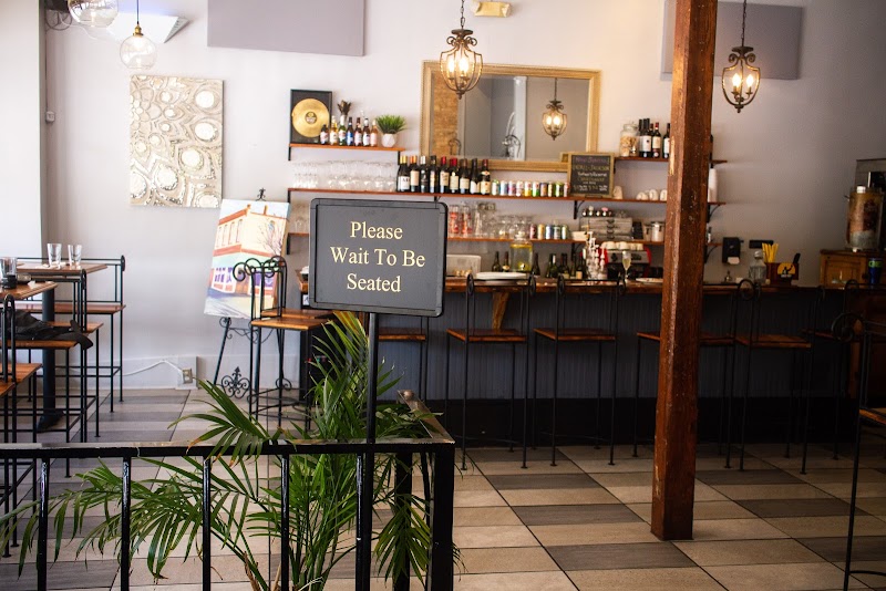 Oliver's Corner Bistro