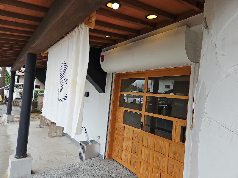 新博多醤油そば もやい