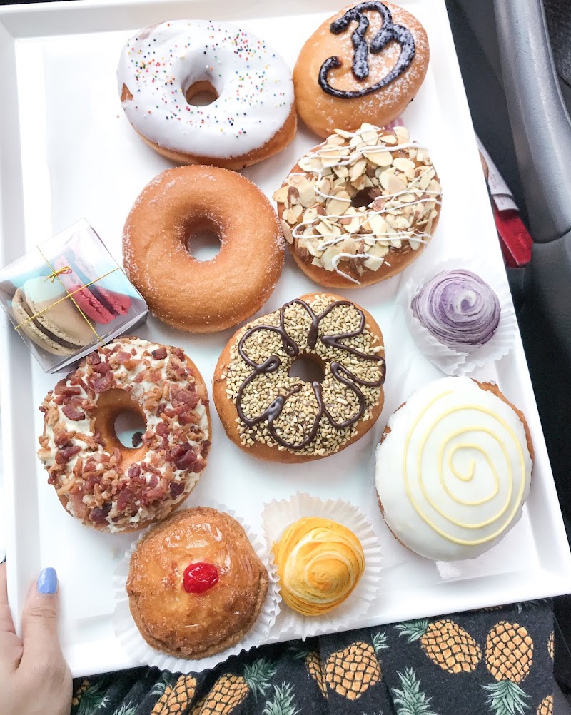 Sweet Hut Bakery & Cafe photo 2