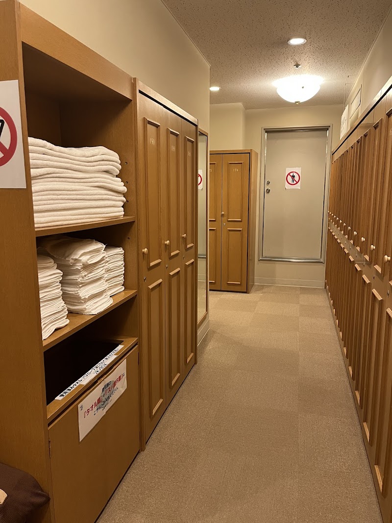 カルロビ・バリ・スパ 3