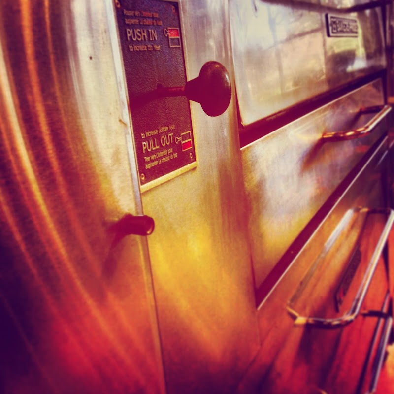 Famulari's Pizzeria: West Ashley photo 3