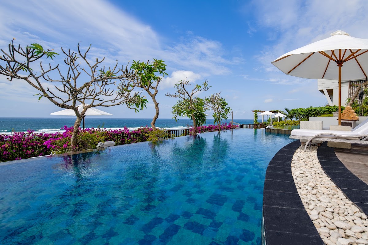 Samabe Bali Suites & Villas