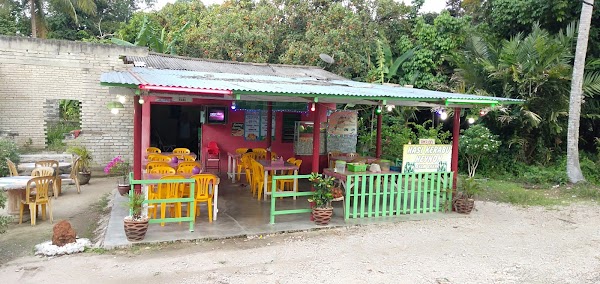 Azim Tomyam Pasir Mas - Photo 1