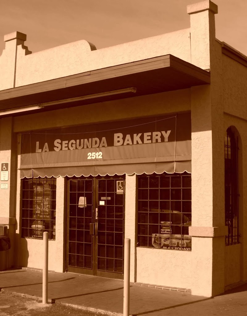 La Segunda Bakery and Cafe photo 1