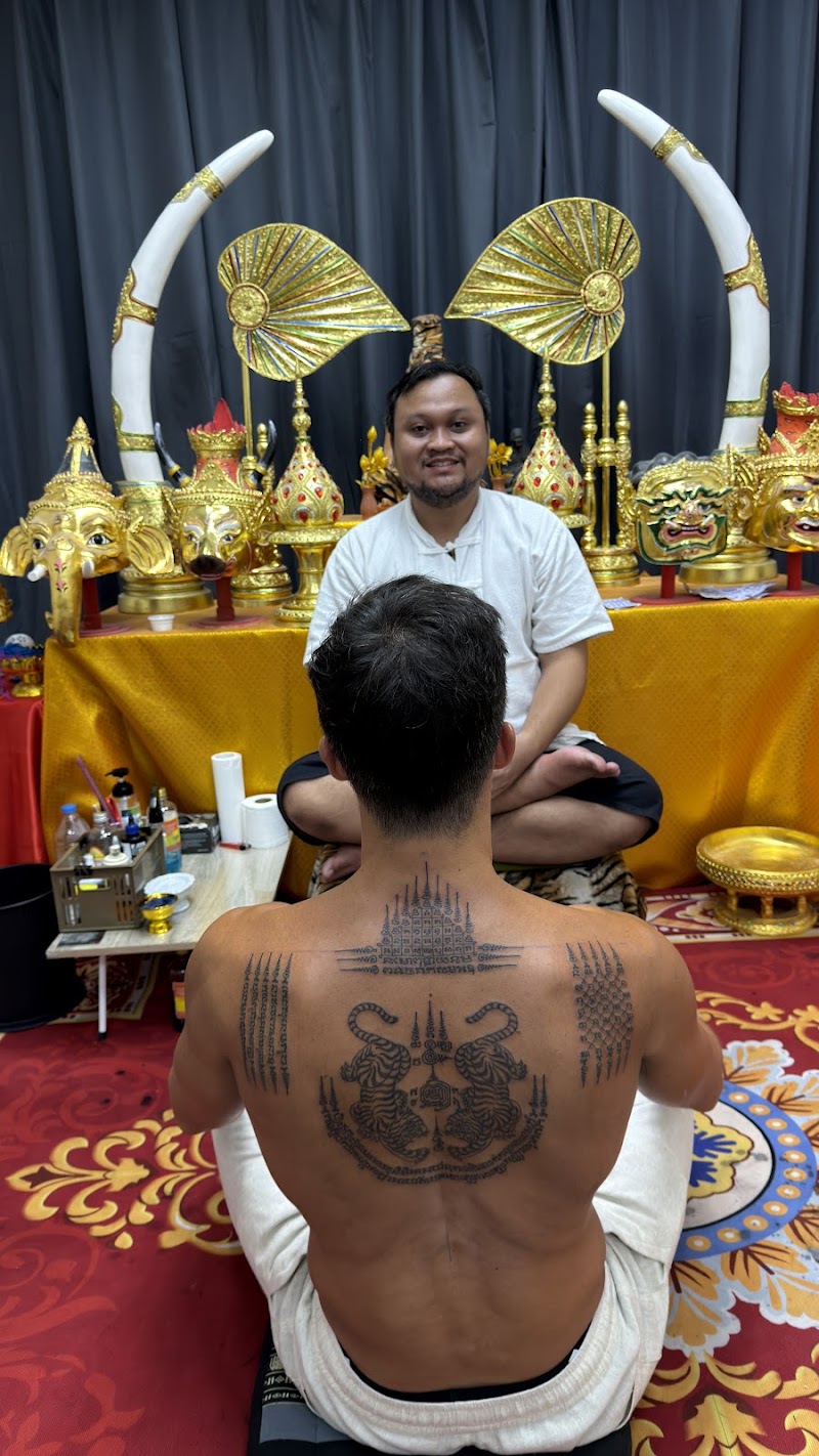Sak Yant Bangkok | Real Thai Bamboo Tattoo