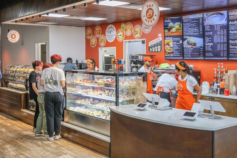 Mecatos Bakery & Café photo 1