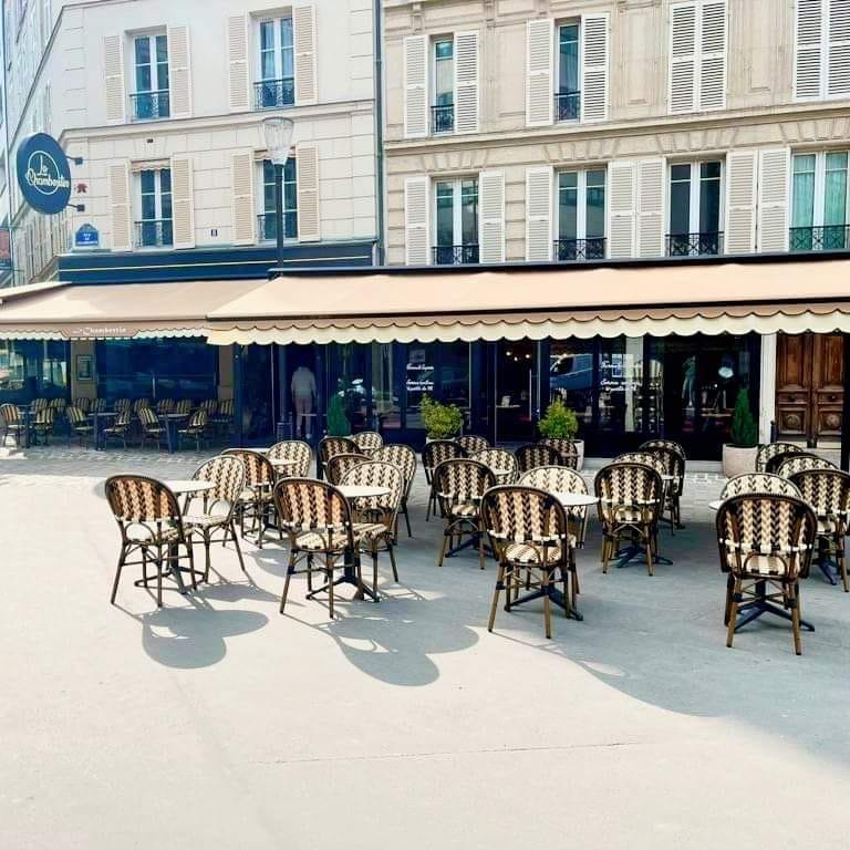 Le Chambertin, vue extérieure