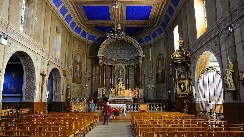 SAINT ETIENNE — photo 2
