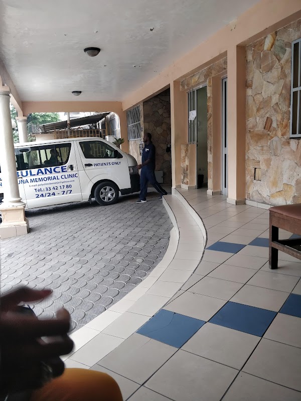 Polyclinic Bonanjo - Photo 4