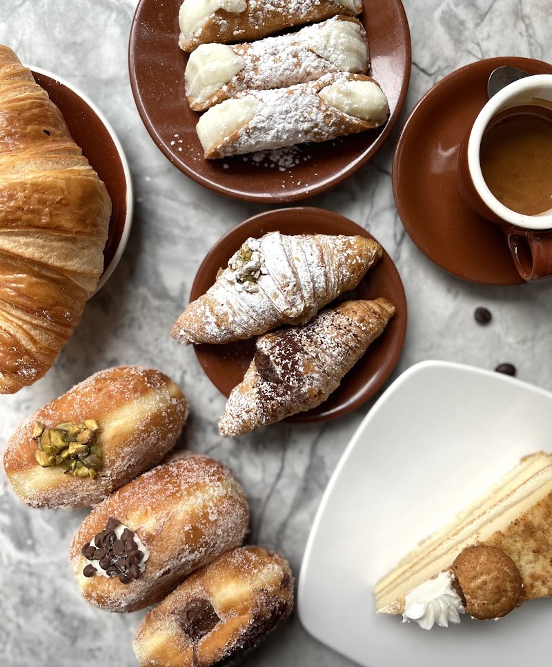 Café Olimpico - Westmount photo 2