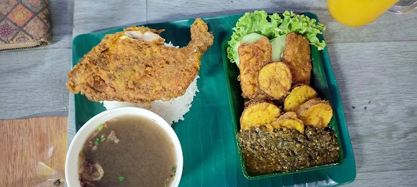 Restoran R&R Padang Tamat - Photo 1