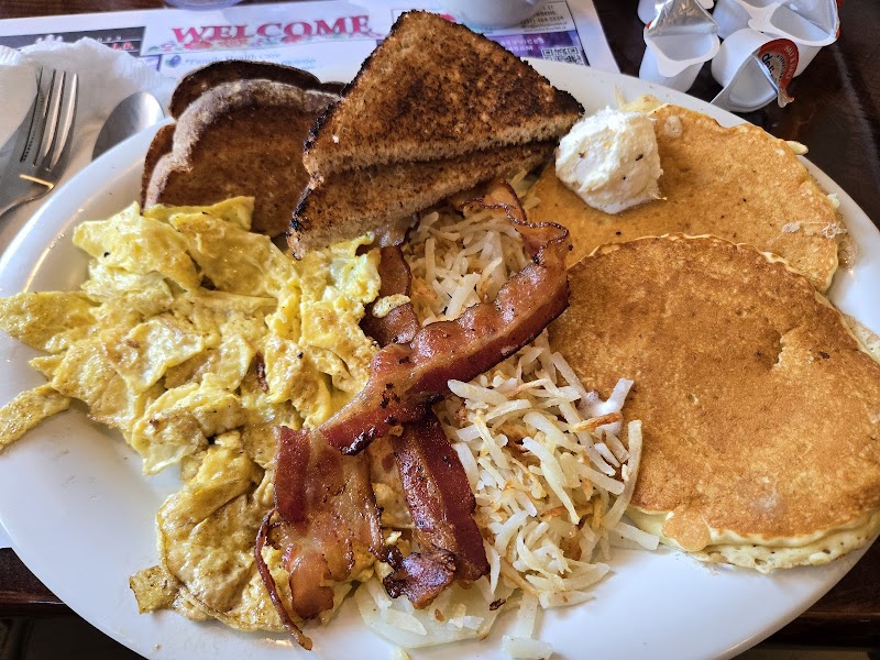 Ludington Harbor Cafe photo 2