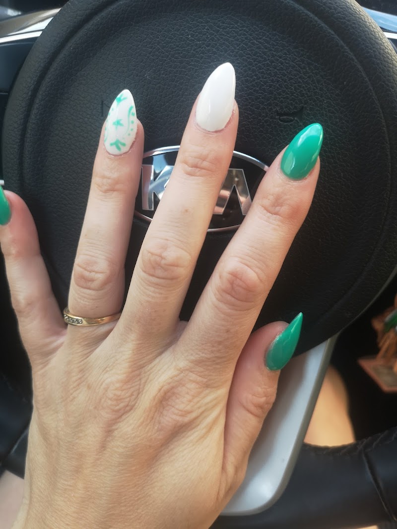 AURELIE PIERRE (ONGLES&FOLIES) — photo 5
