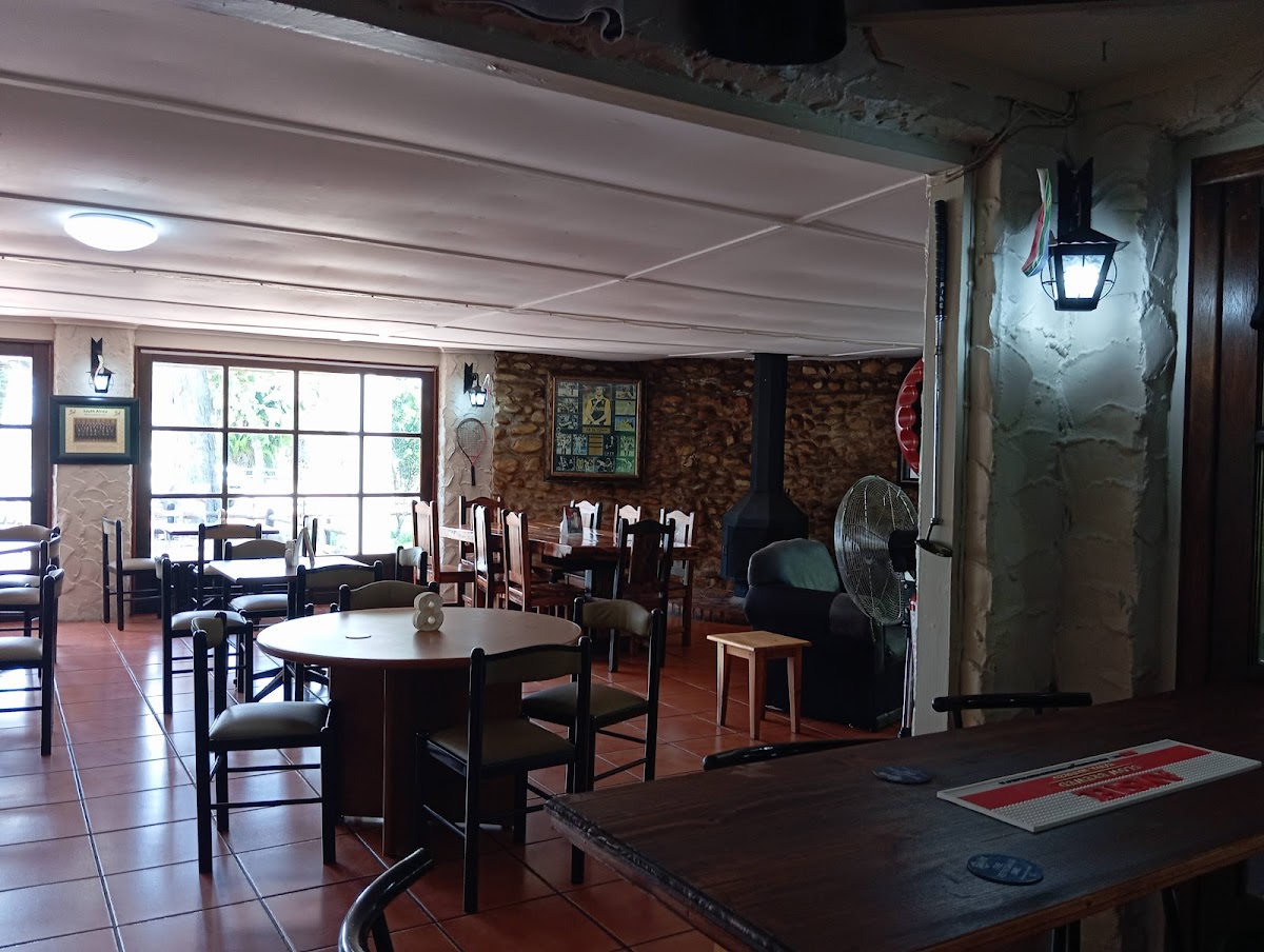 Legends Sports Pub restaurant in Sedgefield, Garden Route