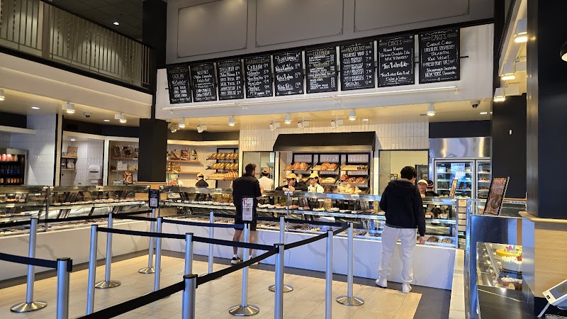 Porto's Bakery and Cafe photo 5