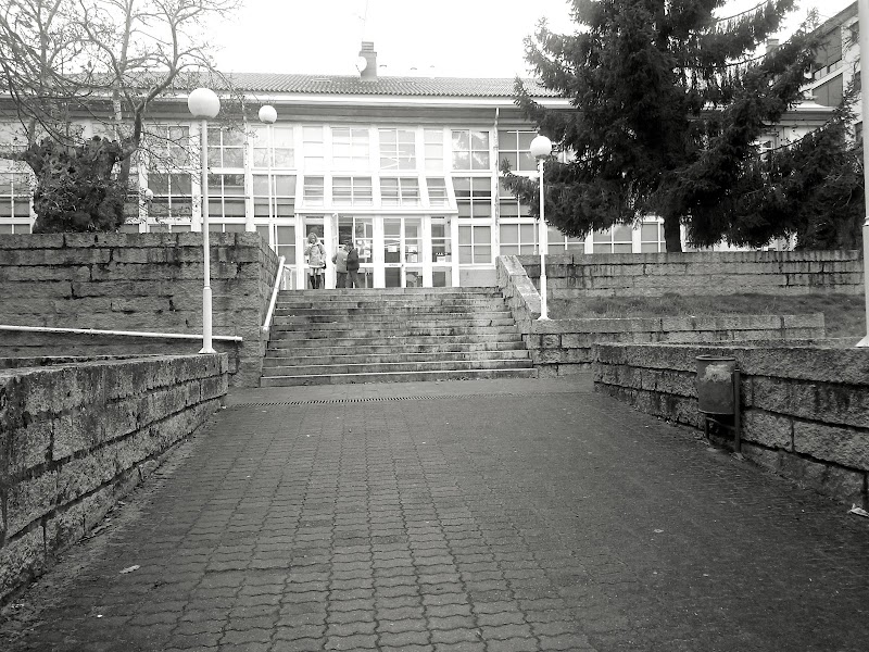 Centro de Saúde de Celanova photo 2