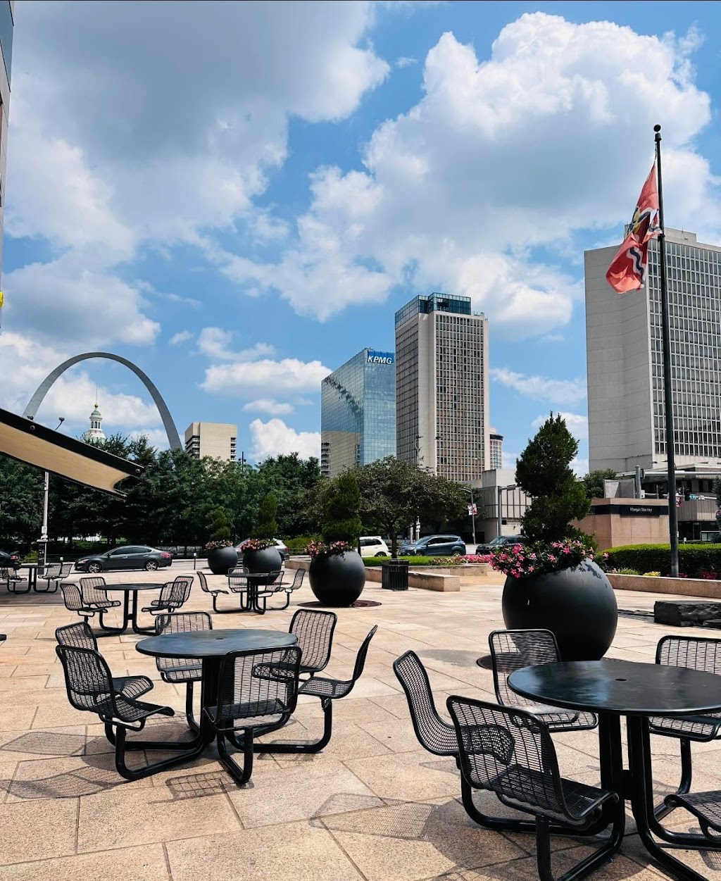 UKRAFT Brunch Café – Downtown St. Louis