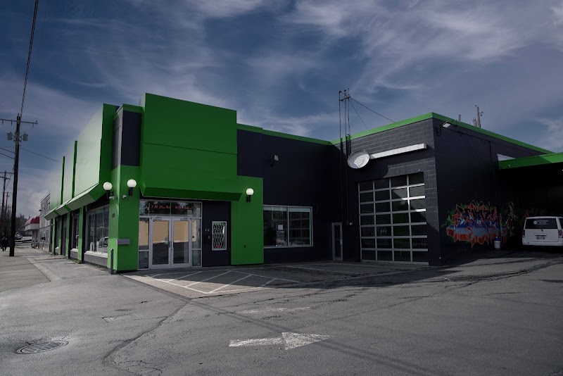 Video tour of The Kushery Everett Evergreen Way | Marijuana | Pot | Weed retail environment