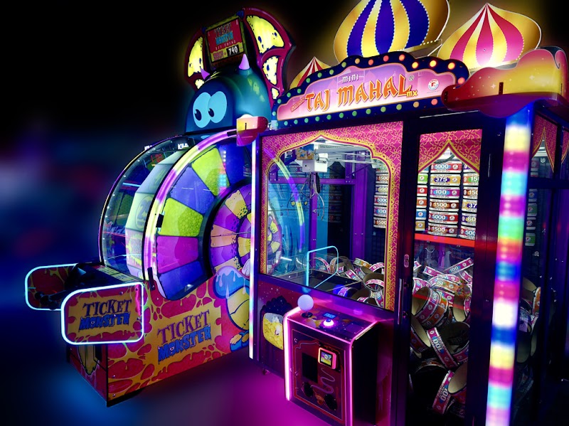 Monster Mini Golf Dunedin — Miniature Golf Course in Dunedin