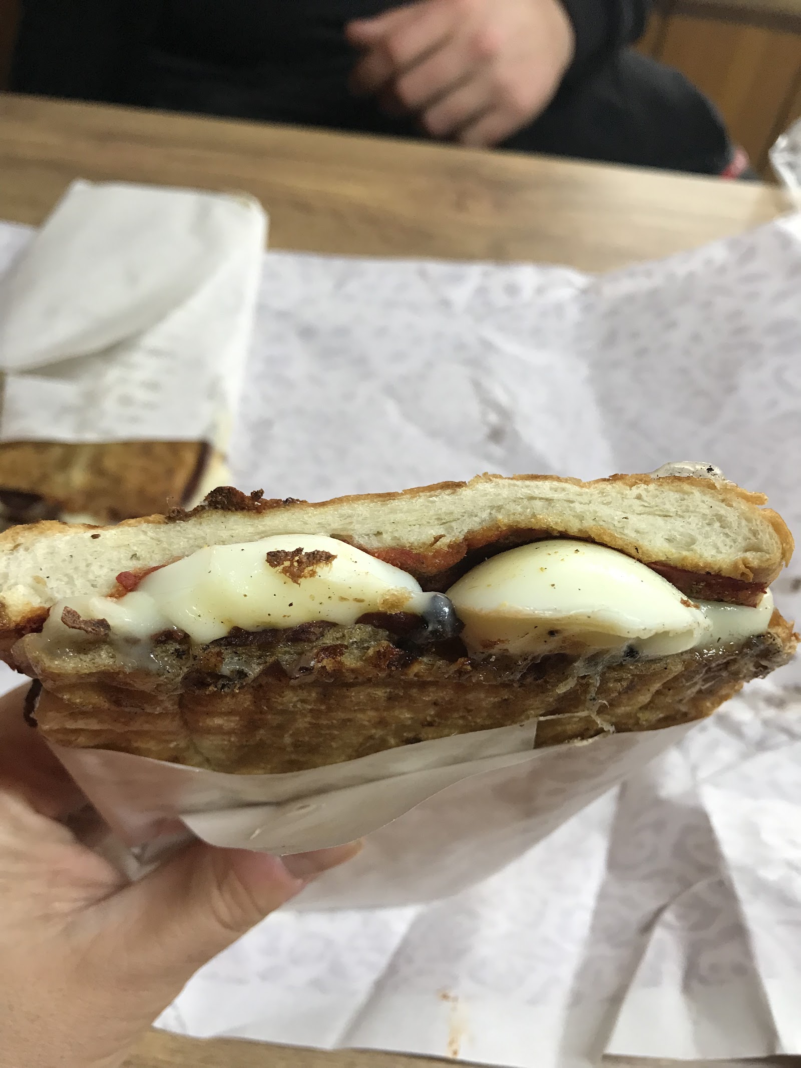 MODERN IZGARA MEŞHUR SANAYİ TOSTÇUSU mekanı