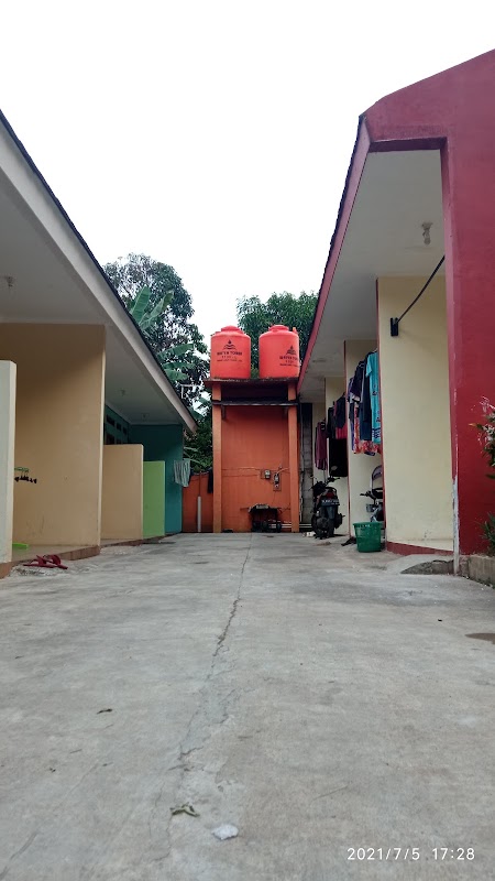 Rumah Kontrakan Bu Diah