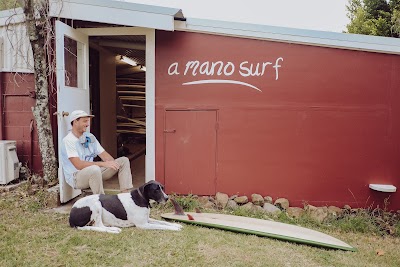 A Mano Surf logo