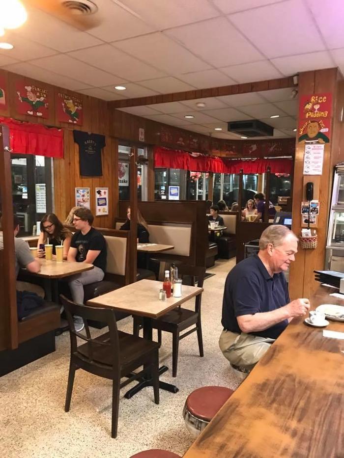 Harry’s Restaurant
