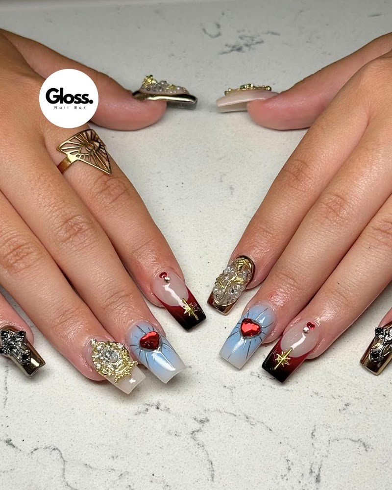 Gloss Nail Bar