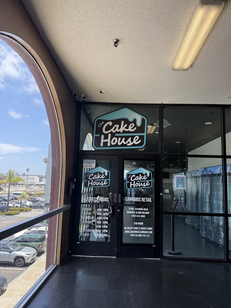 Video tour of The Cake House Mission Valley retail environment