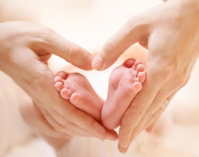 Dr Divya Batra | Gynecologist | High Risk Pregnancy | PCOS | Irregular Periods | Fibroids | Treatment | Doctor | Bhopal - Image 3